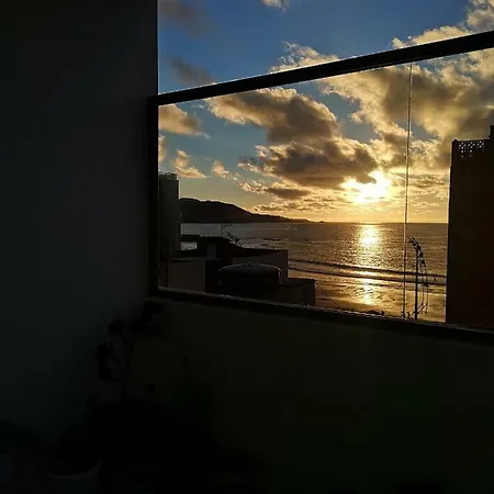 Atico En Canteras 아파트 라스팔마스